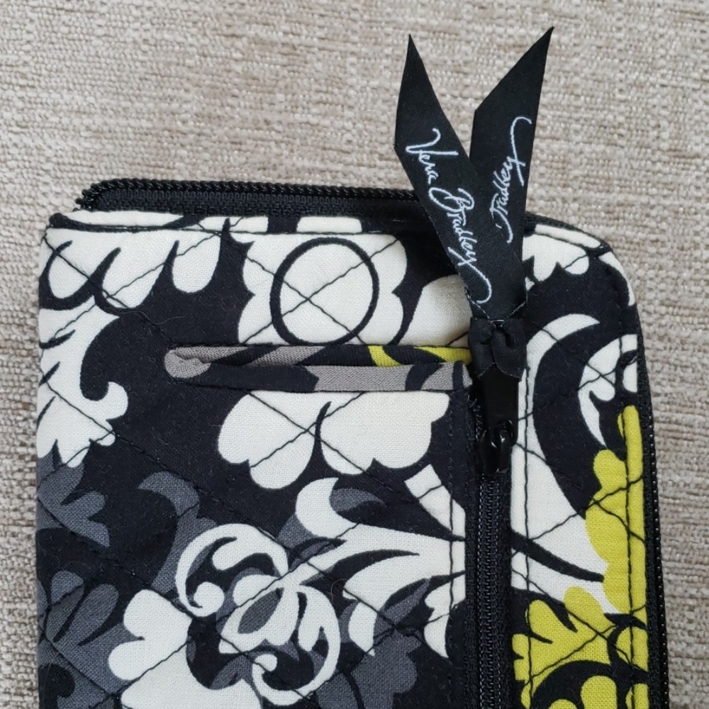 Vera Bradley wristlet/wallet
